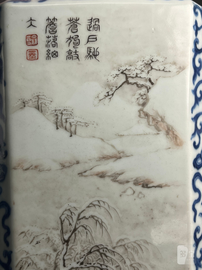 清乾隆  青花八吉祥开光洋彩“四时燕居”图诗文八方瓶 - 图18